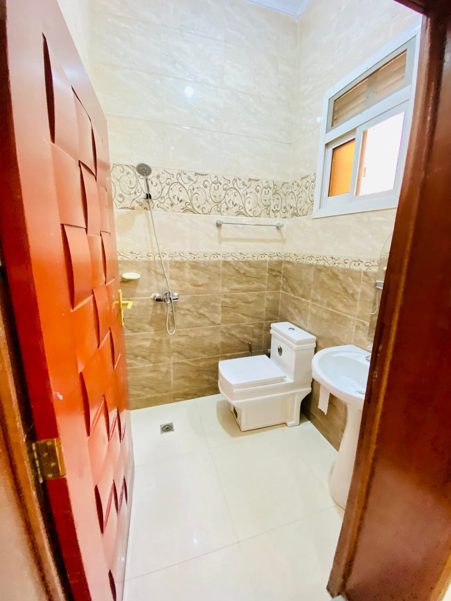 Gallery image 11