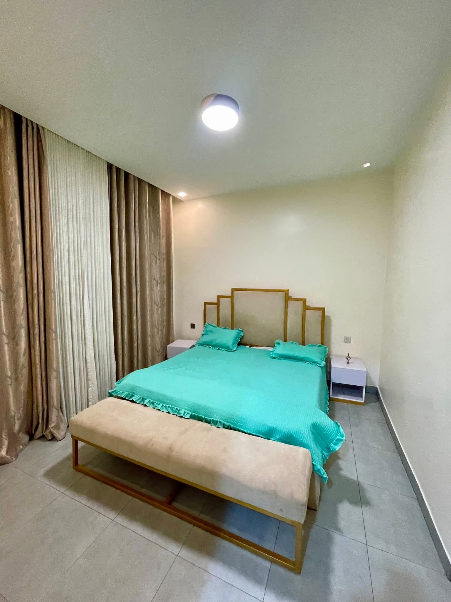 Gallery image 10